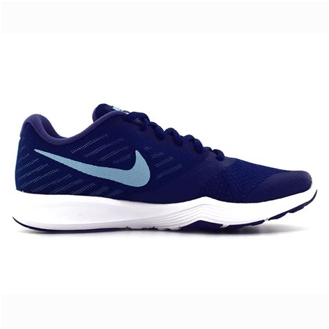 navy blue women's nike sneakers